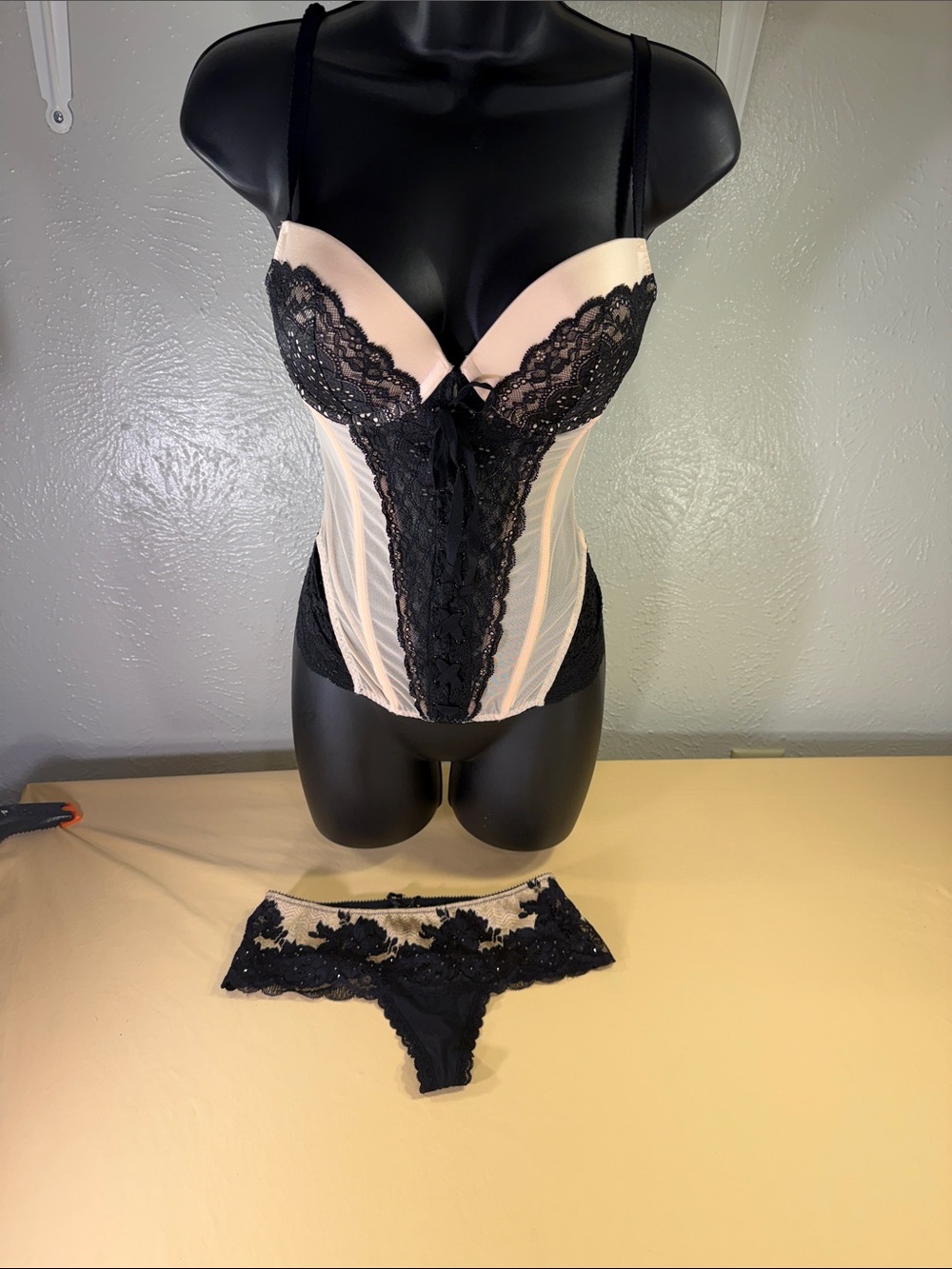 Victoria’s Secret corset style Bustier